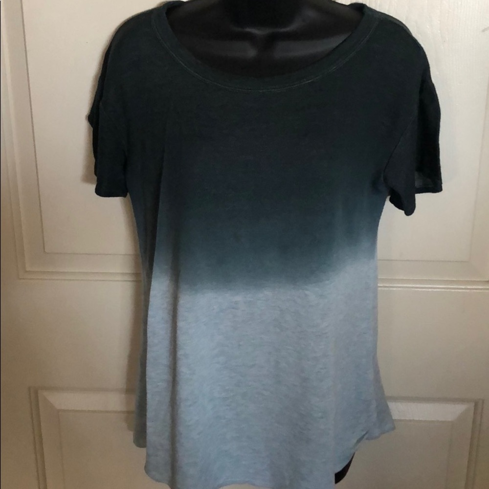 Oversized two-toned top